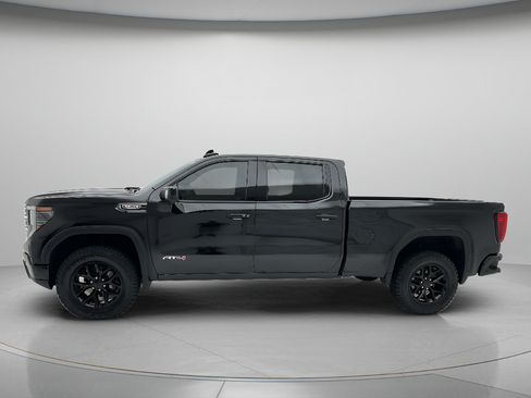Used 2023 GMC Sierra 1500 AT4 w/ AT4 Premium Package AWD/4WD image 5