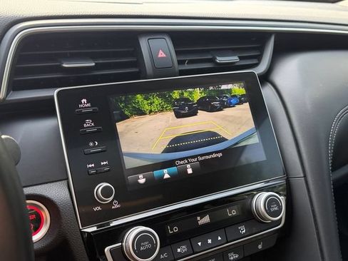 Used 2020 Honda Insight Touring image 23