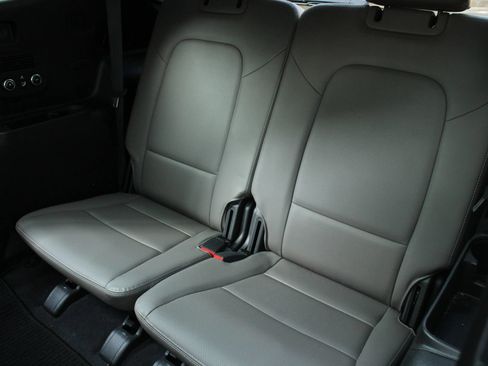Used 2017 Hyundai Santa Fe Limited AWD/4WD image 22
