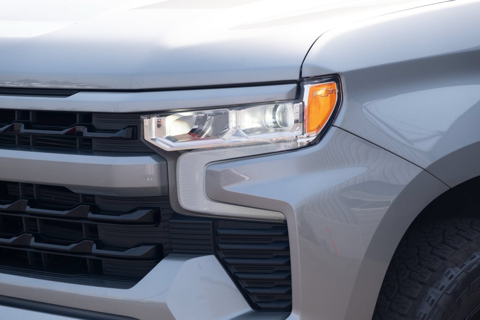 Used 2025 Chevrolet Silverado 1500 RST w/ Z71 Off-Road Package AWD/4WD image 19