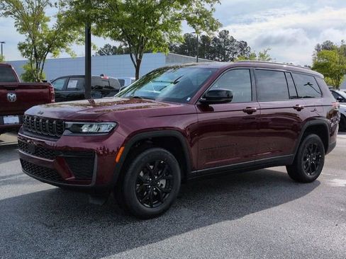 New 2026 Jeep Grand Cherokee L 2WD image 7