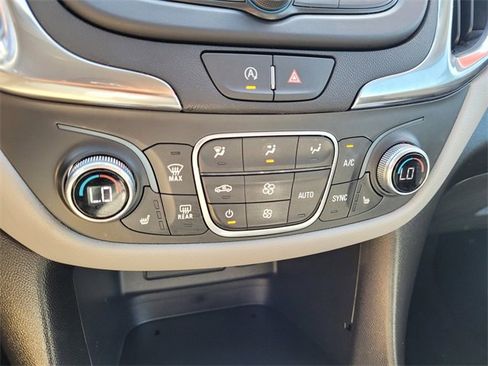 Used 2024 Chevrolet Equinox LT image 20
