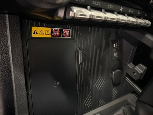 Used 2025 Toyota Tacoma TRD Pro image 34