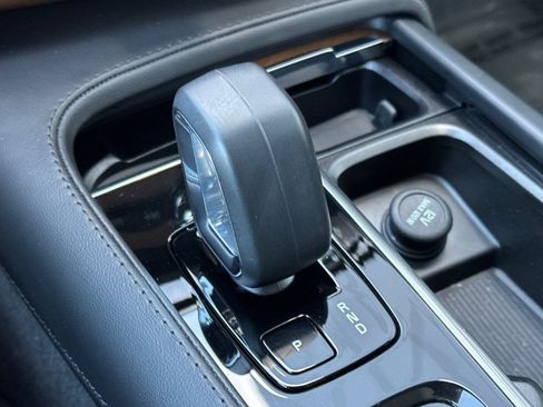 Used 2024 Volvo XC90 T8 Plus w/ Protection Package Premier image 25