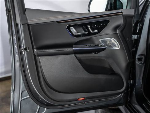 Used 2023 Mercedes-Benz EQE 500 4MATIC SUV image 22