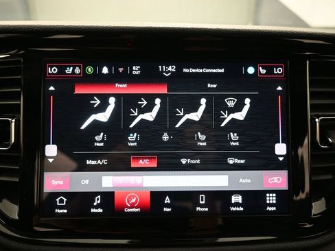 Used 2025 Dodge Durango R/T AWD/4WD image 9