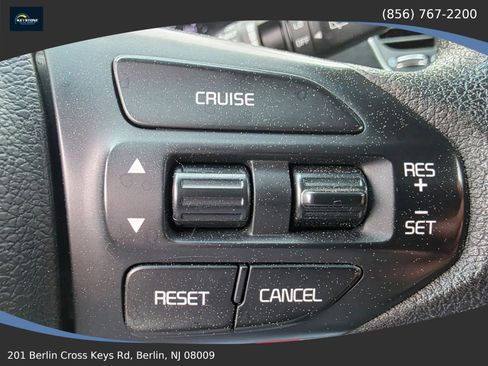 Used 2016 Kia Sedona LX w/ LX Convenience Package FWD image 23