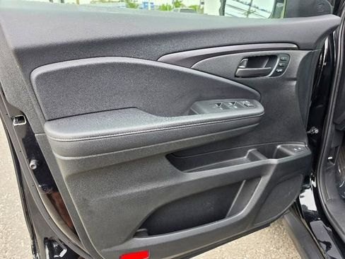 Used 2023 Honda Passport EX-L image 19