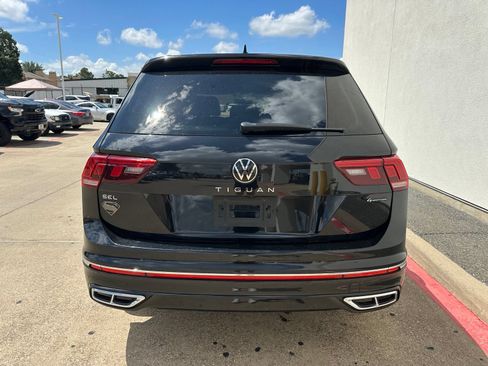 Used 2024 Volkswagen Tiguan SEL R-Line AWD/4WD image 6