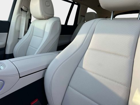 New 2026 Mercedes-Benz GLS 450 450 4MATIC SUV image 23