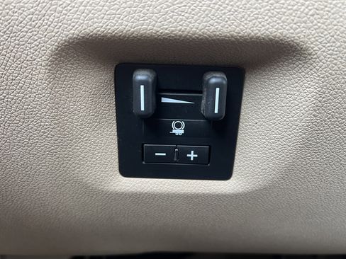 Used 2012 GMC Sierra 1500 SLT image 18