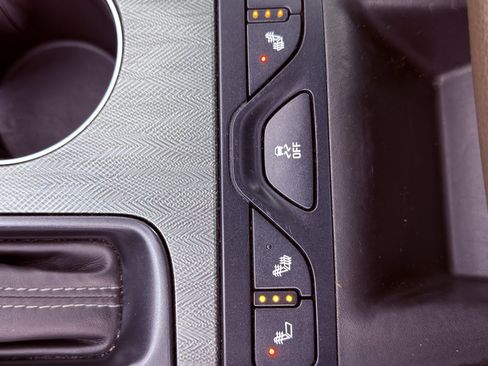 Used 2014 Chevrolet Impala LT w/ Premium Seating Package FWD image 18