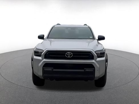 Used 2025 Toyota 4Runner SR5 image 7