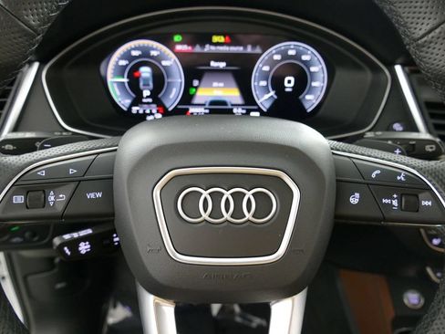 Used 2025 Audi Q5 e Premium Plus w/ Premium Plus Package AWD/4WD image 18