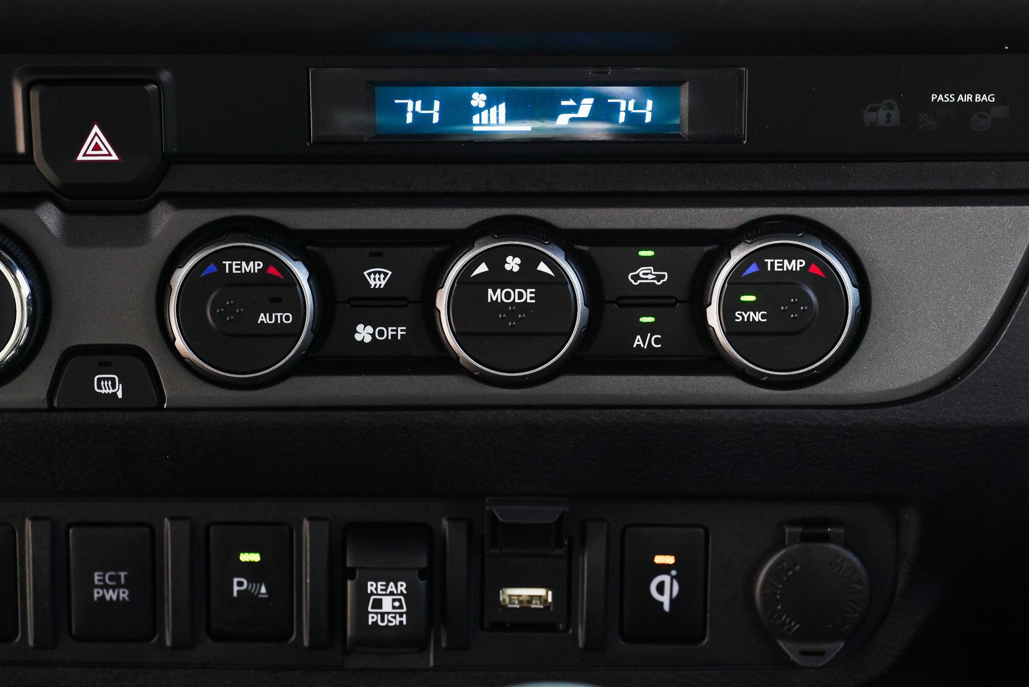 Certified 2021 Toyota Tacoma TRD Sport w/ Technology Package AWD/4WD image 37