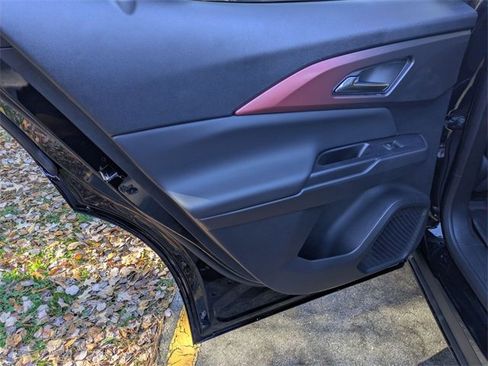 New 2026 Chevrolet Equinox EV RS image 25