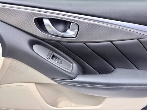 Used 2015 INFINITI Q50 Premium w/ Navigation Package AWD/4WD image 16