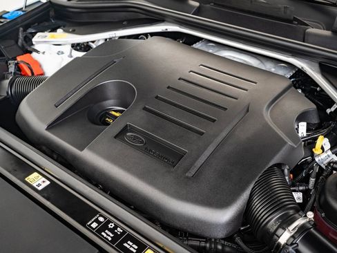 Used 2023 Land Rover Range Rover Sport SE Dynamic image 37