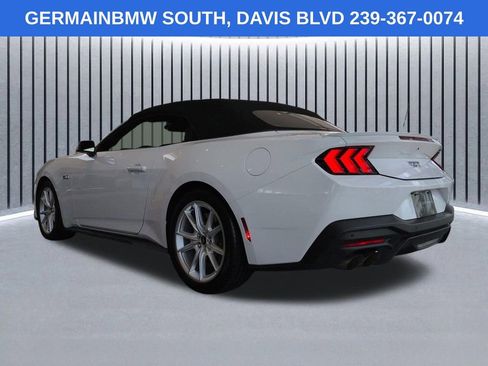 Used 2025 Ford Mustang GT Premium RWD image 7