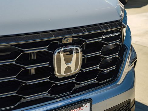 Used 2025 Honda Pilot Black Edition image 11