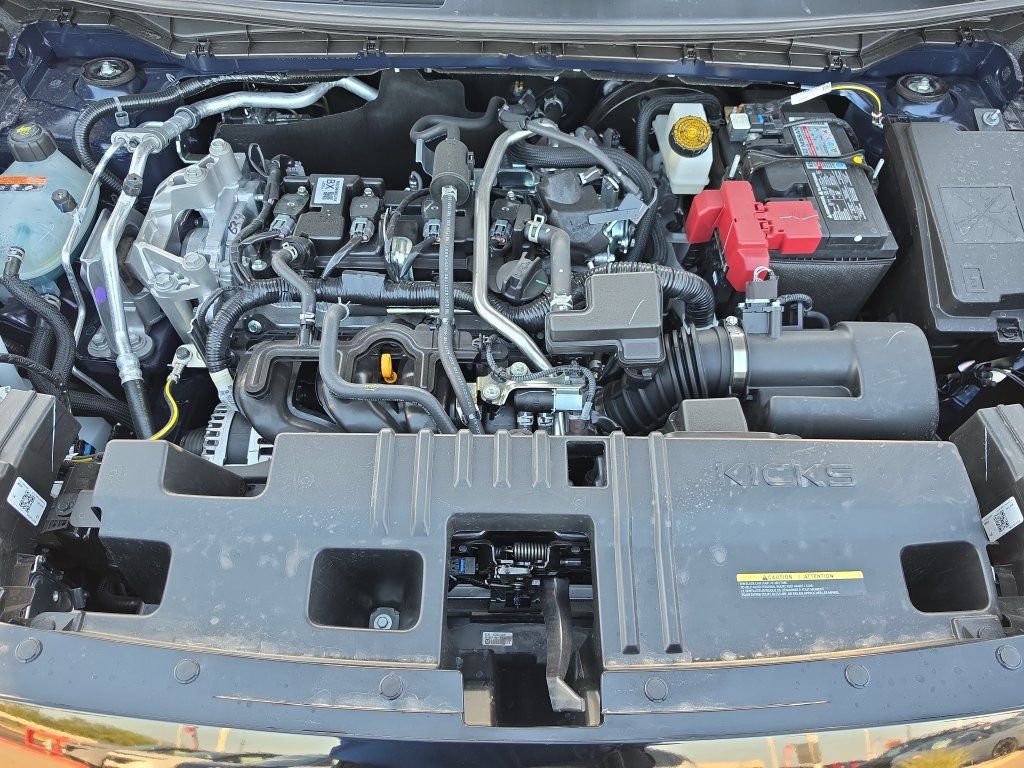 New 2027 Nissan Kicks SR AWD/4WD image 25