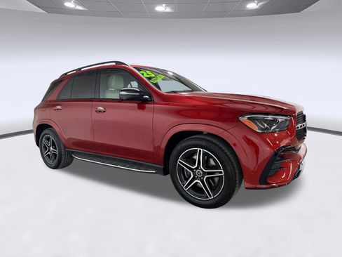 Used 2025 Mercedes-Benz GLE 450e 4MATIC image 6