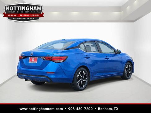 Used 2024 Nissan Sentra SV FWD image 4