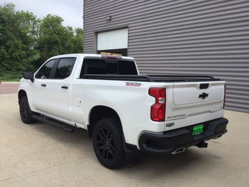 Used 2023 Chevrolet Silverado 1500 LT Trail Boss w/ Convenience Package II AWD/4WD image 7
