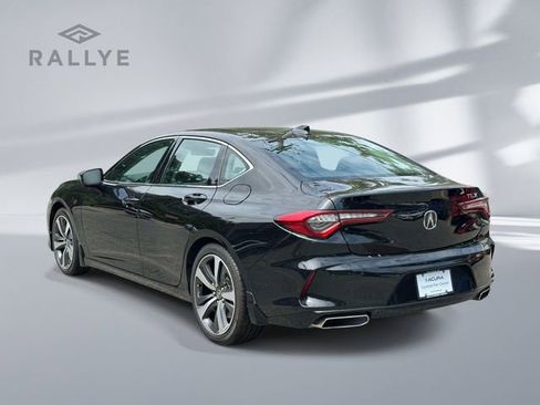 Used 2025 Acura TLX w/ Technology Package FWD image 5