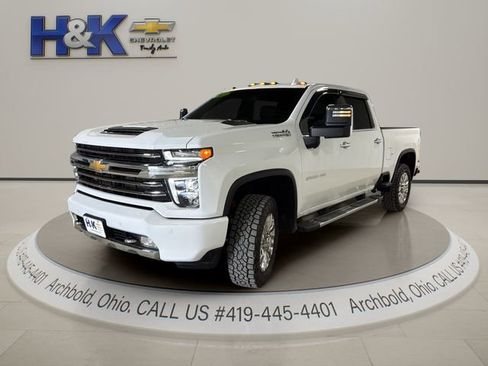Used 2023 Chevrolet Silverado 2500 High Country image 2