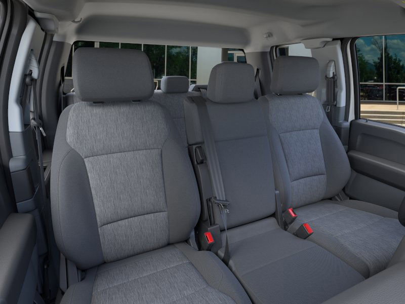 New 2025 Ford F250 4x4 SuperCab Super Duty image 10