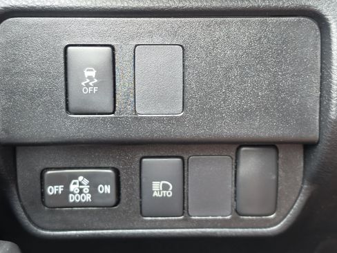Certified 2021 Toyota Tacoma SR5 RWD image 14
