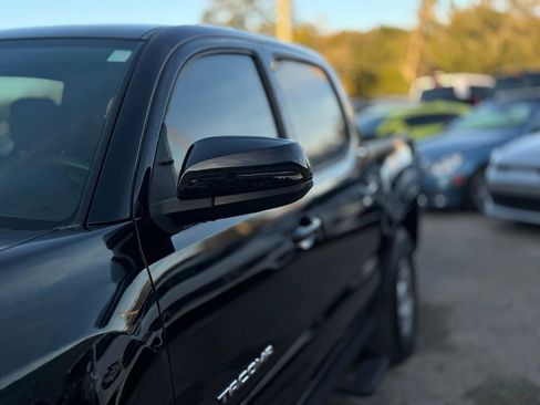 Used 2021 Toyota Tacoma SR5 image 12