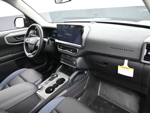 New 2025 Ford Bronco Sport Outer Banks w/ Sasquatch Outer Banks Package AWD/4WD image 25