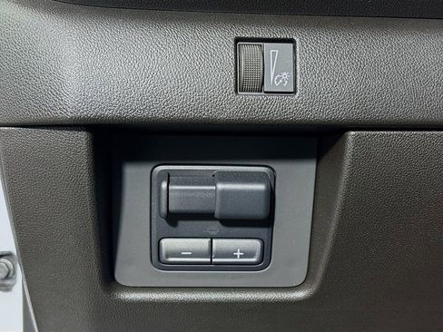 Certified 2024 Chevrolet Colorado W/T w/ Advanced Trailering Package image 11