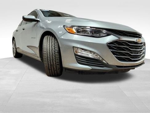 Used 2024 Chevrolet Malibu LT FWD image 20