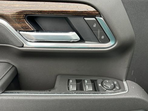 New 2026 GMC Sierra 1500 Elevation image 10