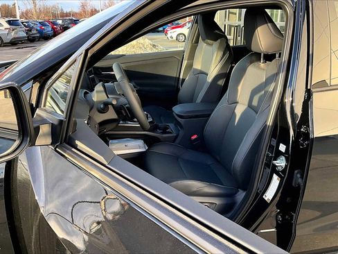 New 2026 Subaru Solterra Premium image 9