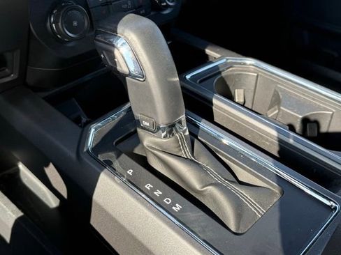 Used 2019 Ford F150 XLT w/ Equipment Group 302A Luxury AWD/4WD image 28