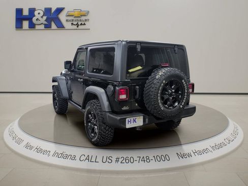 Used 2021 Jeep Wrangler Sport AWD/4WD image 4