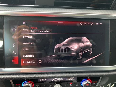 Used 2024 Audi Q3 2.0T Premium AWD/4WD image 26