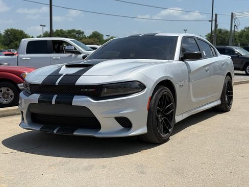 Used 2023 Dodge Charger R/T RWD image 25