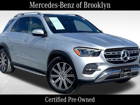 Used 2025 Mercedes-Benz GLE 450e 4MATIC image 1