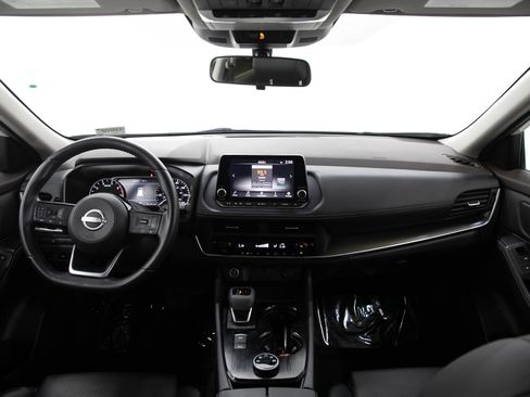 Used 2023 Nissan Rogue SV w/ SV Premium B Package AWD/4WD image 13