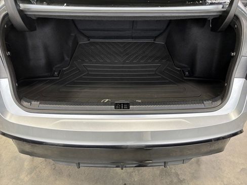 Used 2022 Lexus IS 350 F Sport image 18