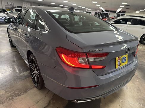 Used 2021 Honda Accord Touring image 8