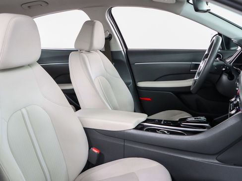 Used 2023 Hyundai Sonata SEL w/ Cargo Package image 26