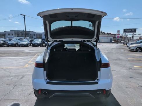 Used 2022 Jaguar E-PACE SE image 19