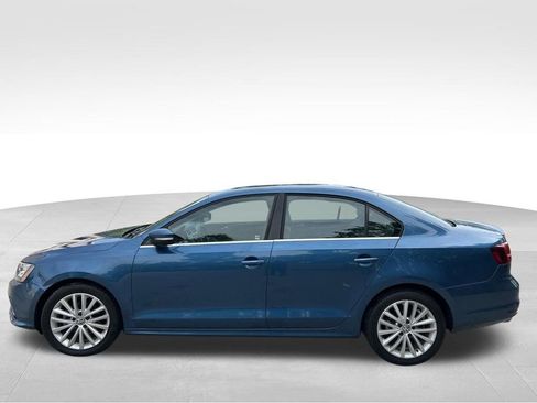 Used 2016 Volkswagen Jetta SEL image 3
