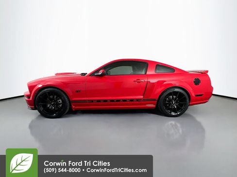 Used 2007 Ford Mustang GT Premium RWD image 7
